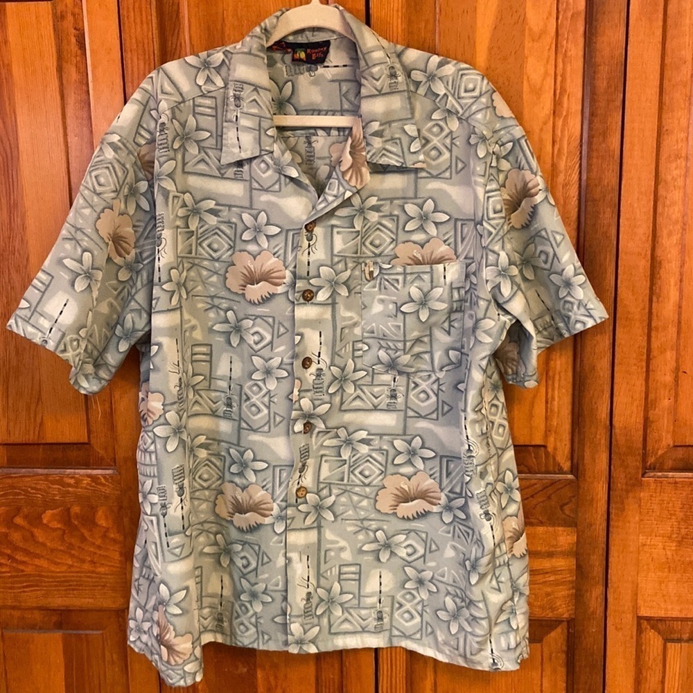 Roundy Bay Hawaiian Button Down Shortsleeved Shirt XL Preowned